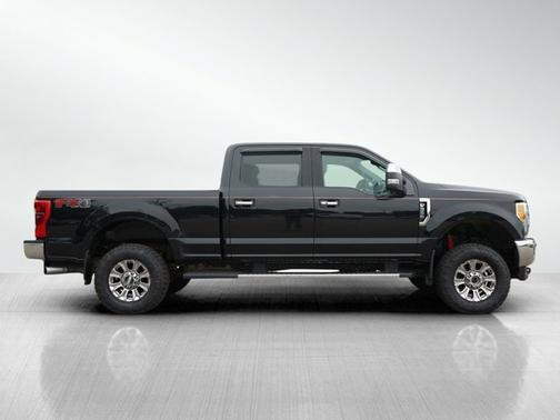 2017 Ford F-350 Lariat