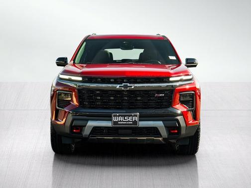 Radiant Red Tintcoat 2026 Chevrolet Traverse AWD Z71