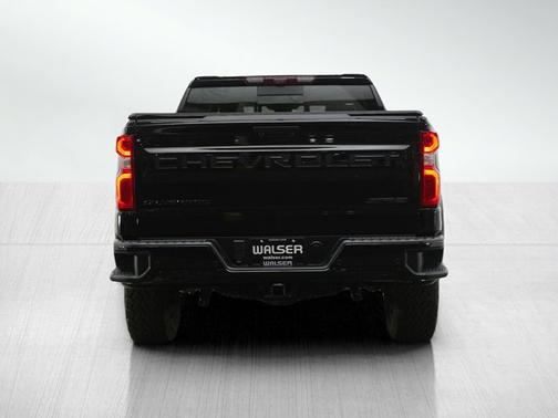 Black 2023 Chevrolet Silverado 1500 ZR2