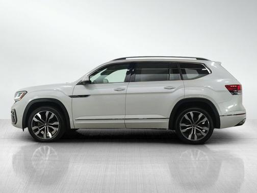 2022 Volkswagen Atlas 3.6L V6 SEL Premium R-Line
