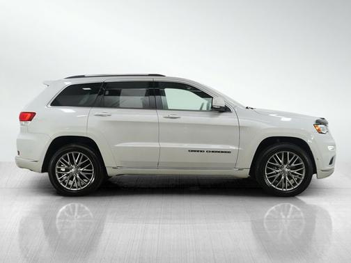 2018 Jeep Grand Cherokee Summit