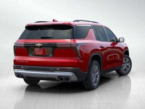 Radiant Red Tintcoat 2026 Chevrolet Traverse AWD LT