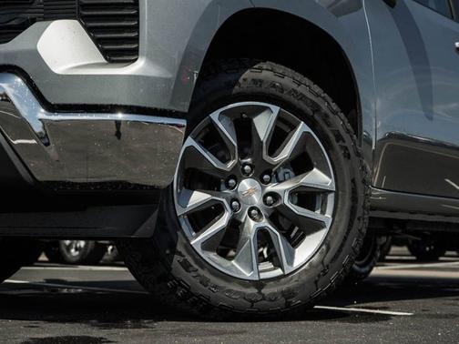 Sterling Gray Metallic 2026 Chevrolet Silverado 1500 1LT