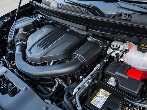 2025 Chevrolet Traverse AWD RS
