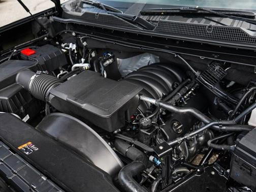 2025 Chevrolet Silverado 3500 LT