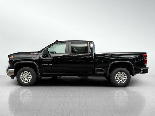 2025 Chevrolet Silverado 3500 LT