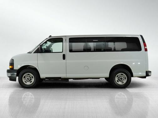 2019 GMC Savana 3500 LS