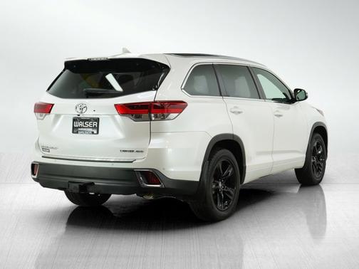 2019 Toyota Highlander Limited Platinum