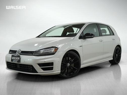 2017 Volkswagen Golf R DCC & Navigation 4Motion