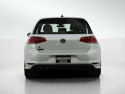 2017 Volkswagen Golf R DCC & Navigation 4Motion