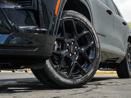 2025 Chevrolet Traverse AWD RS