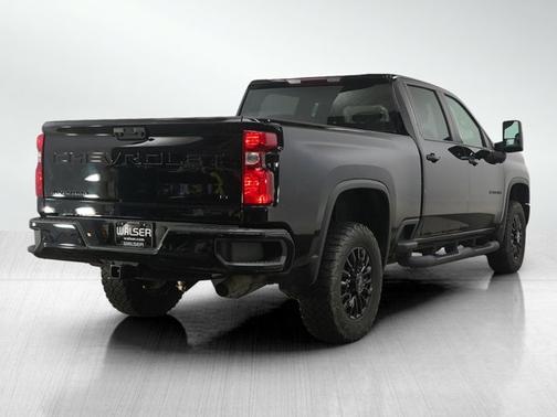 Black 2022 Chevrolet Silverado 2500 LT