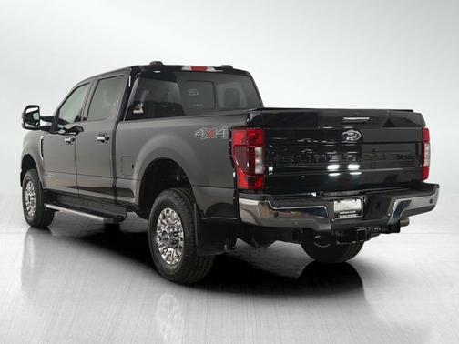 2022 Ford F-350 LARIAT