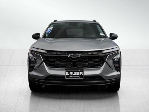 Sterling Gray Metallic 2026 Chevrolet Trax LT