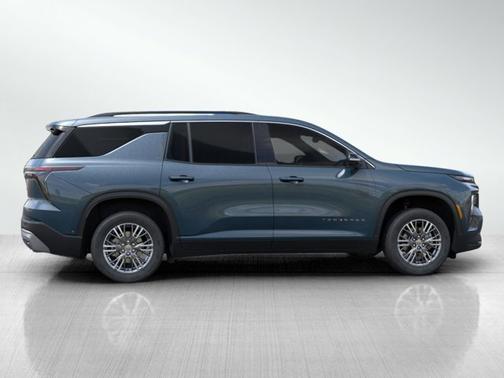 2025 Chevrolet Traverse AWD LT