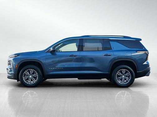 2025 Chevrolet Traverse AWD LT