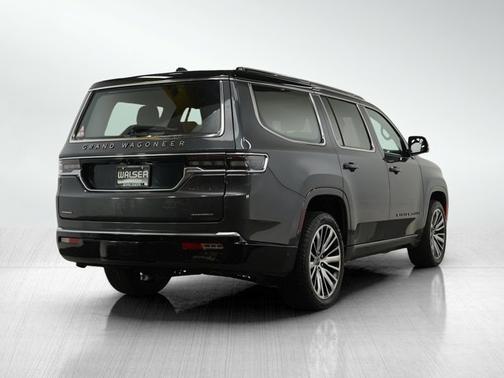 2022 Jeep Grand Wagoneer Series III