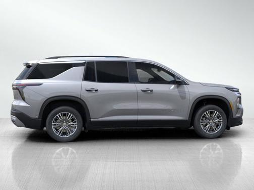 2025 Chevrolet Traverse AWD LT