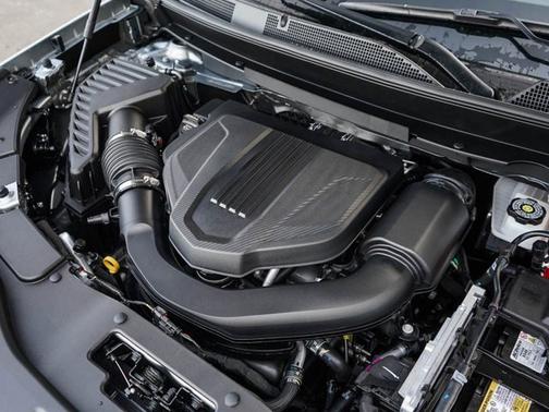 2025 Chevrolet Traverse AWD LT