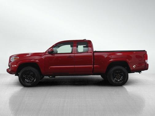 2017 Toyota Tacoma SR