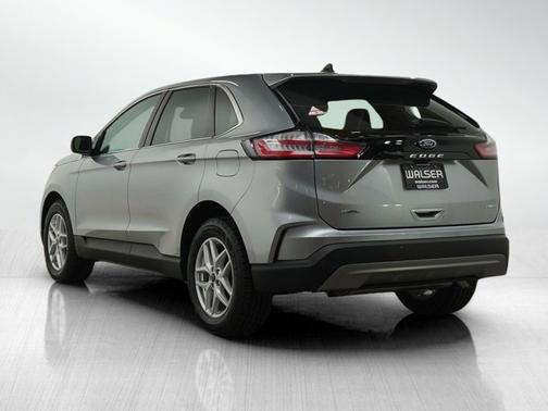 Silver Metallic 2024 Ford Edge SEL
