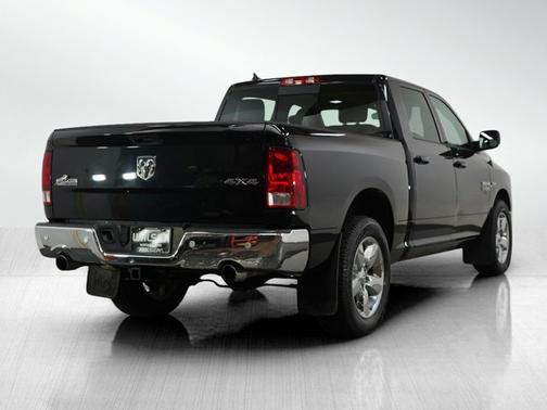 2019 RAM 1500 SLT