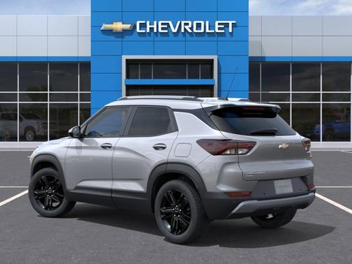 Sterling Gray Metallic 2026 Chevrolet Trailblazer LT