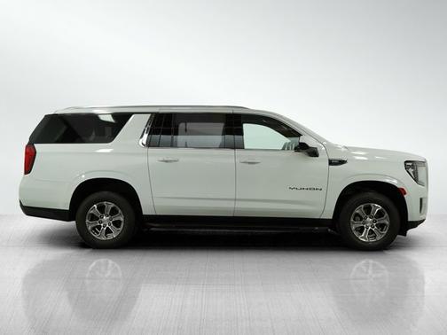 2022 GMC Yukon XL SLE
