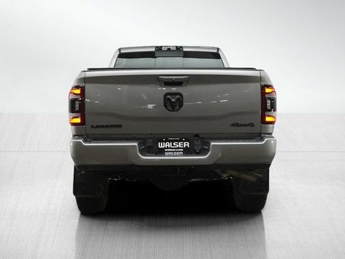 Billet Silver Metallic Clearcoat 2022 RAM 2500 Laramie