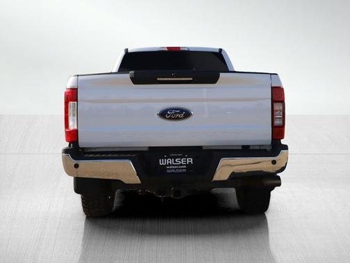 Oxford White 2017 Ford F-350 Lariat