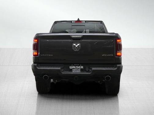 Granite Crystal Metallic Clearcoat 2022 RAM 1500 Limited