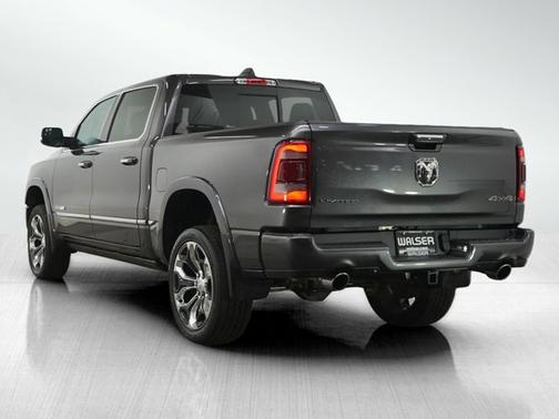 Granite Crystal Metallic Clearcoat 2022 RAM 1500 Limited