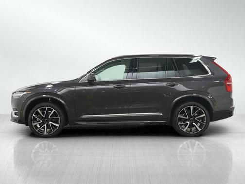 2023 Volvo XC90 Plus