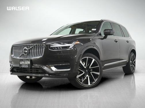 2023 Volvo XC90 Plus