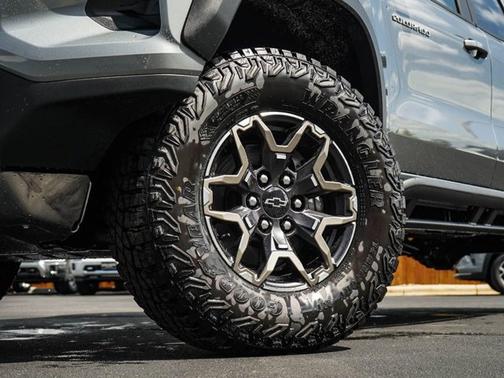 2025 Chevrolet Colorado 4WD ZR2