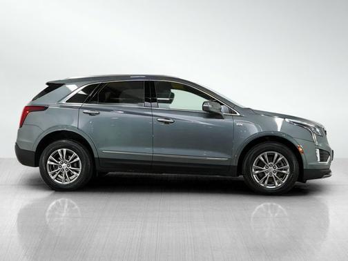 2022 Cadillac XT5 AWD Premium Luxury