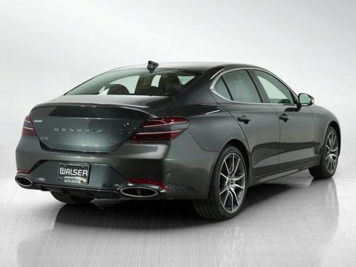 2025 Genesis G70 2.5T