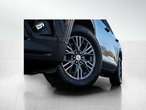 2025 Chevrolet Traverse AWD LT