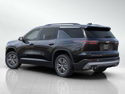 2025 Chevrolet Traverse AWD LT
