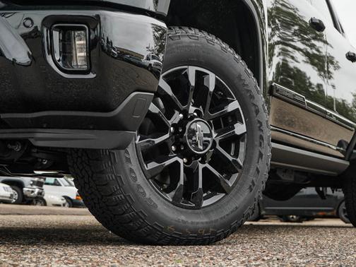 2025 Chevrolet Silverado 3500 High Country