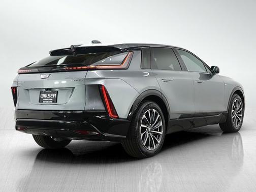 2024 Cadillac LYRIQ Sport