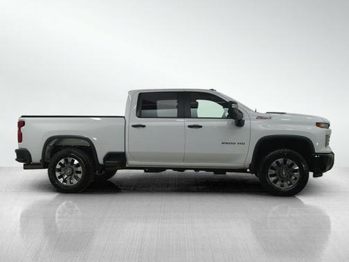 2024 Chevrolet Silverado 2500 Custom