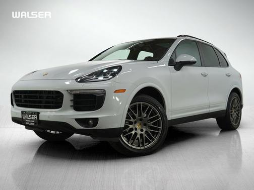 2017 Porsche Cayenne Platinum Edition