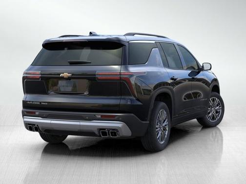 Mosaic Black Metallic 2026 Chevrolet Traverse AWD LT