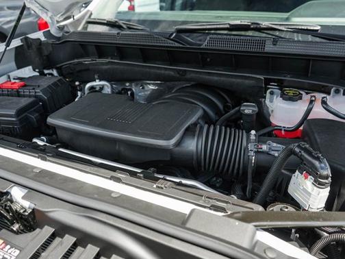 Summit White 2026 Chevrolet Silverado 1500 RST