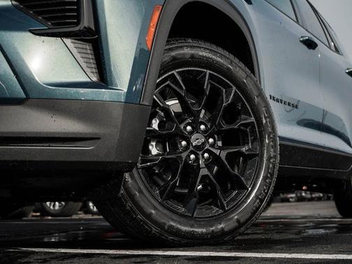 2026 Chevrolet Traverse AWD LT