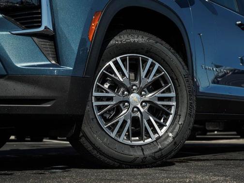 Lakeshore Blue Metallic 2026 Chevrolet Traverse AWD LT