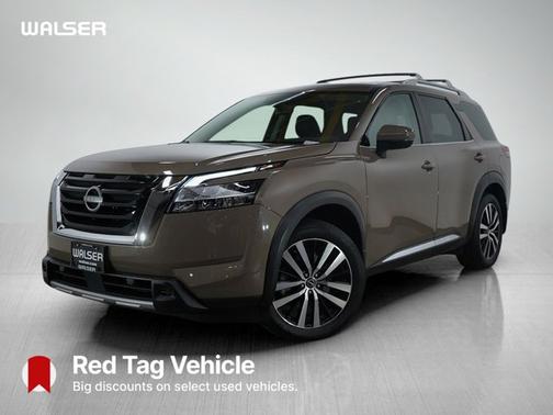 2024 Nissan Pathfinder Platinum
