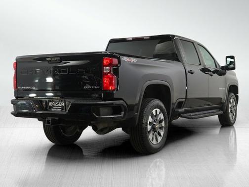 2022 Chevrolet Silverado 2500 Custom