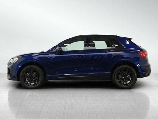 2022 Audi Q3 S line Premium Plus